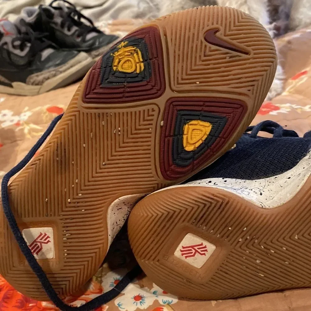 Nike Kylie Irving blue and gold boys sneakers size 13